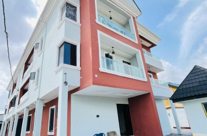 Exquisitely Spacious 3 Bedroom Apartment, at OGBA IKEJA LAGOS, Nigeria.